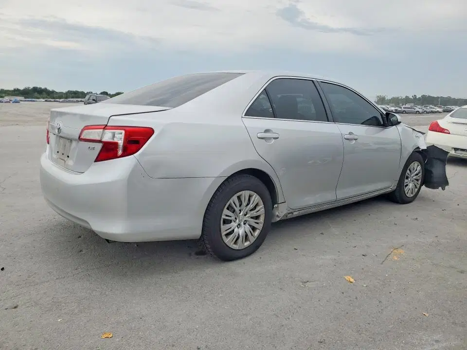 2014 TOYOTA CAMRY VIN 4T4BF1FK8ER411900 фото 3