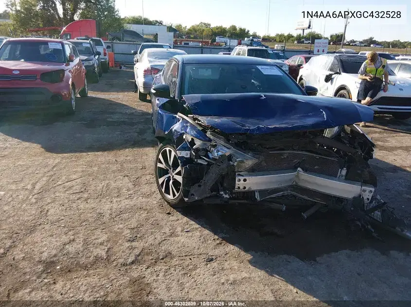 1N4AA6APXGC432528 — 2016 Nissan Maxima, передняя часть, фото до ремонта