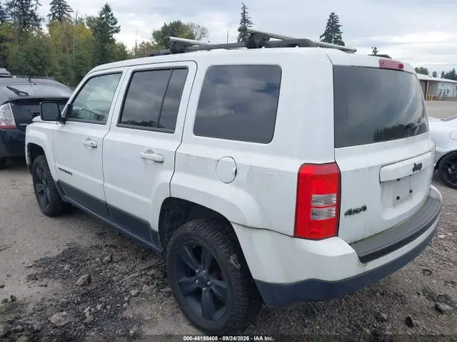 2015 Jeep Patriot Altitude Edition VIN 1C4NJRBB3FD317312 фото 3
