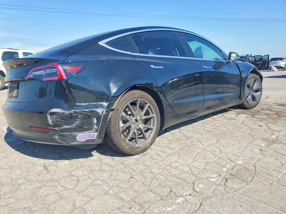 2019 TESLA MODEL 3 VIN 5YJ3E1EA4KF325700 фото 3