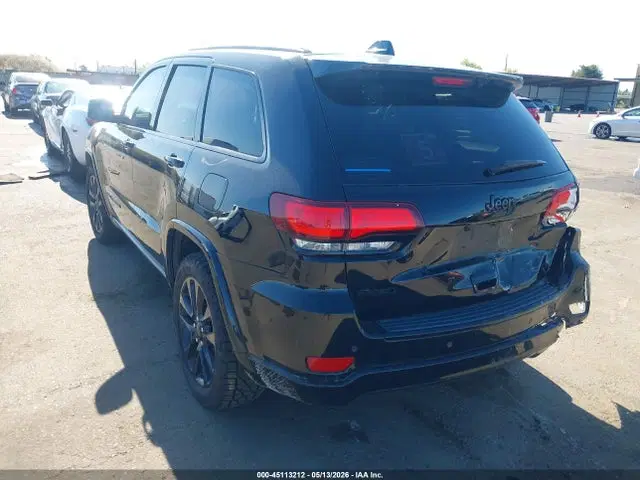 2018 Jeep Grand Cherokee Altitude 4x4 VIN 1C4RJFAG5JC410439 фото 3