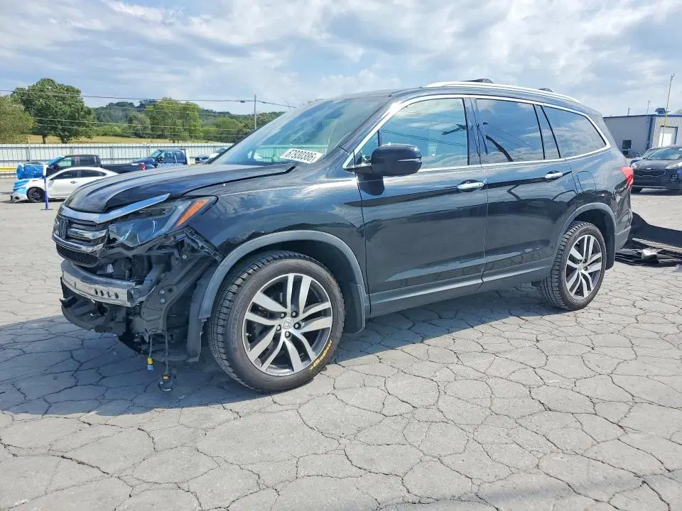 5FNYF6H01GB102816 — 2016 Honda Pilot, Передняя часть, фото до ремонта