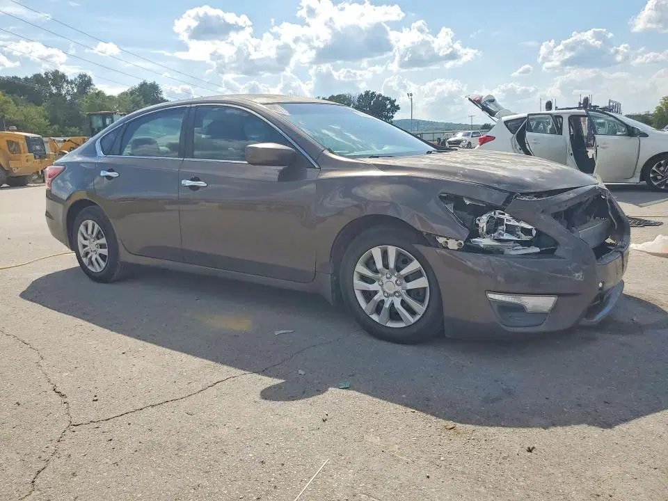 2015 NISSAN ALTIMA VIN 1N4AL3AP3FC265548 фото 4