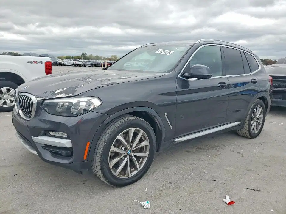 5UXTR7C58KLF29590 — 2019 BMW X3, передняя часть, фото до ремонта