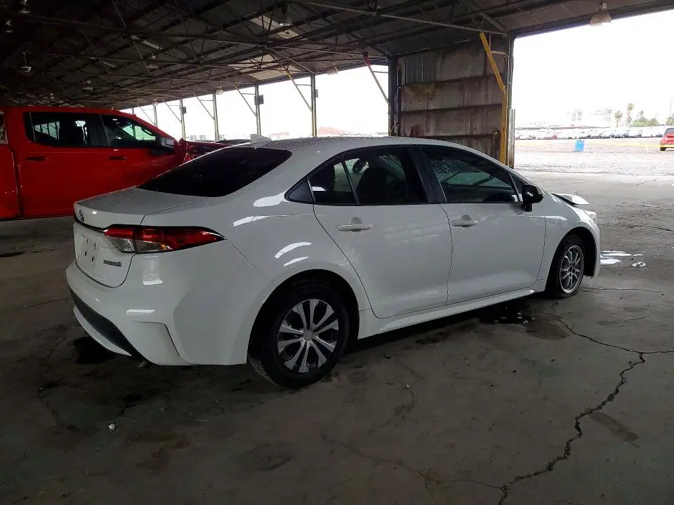 2022 Toyota Corolla VIN JTDEAMDE7N3011664 фото 3