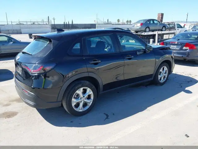 2024 Honda Hr-v 2wd Lx VIN 3CZRZ1H32RM726111 фото 4