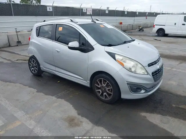 KL8CF6S94EC454499 — 2014 Chevrolet Spark 2LT Auto, Задняя часть, фото до ремонта