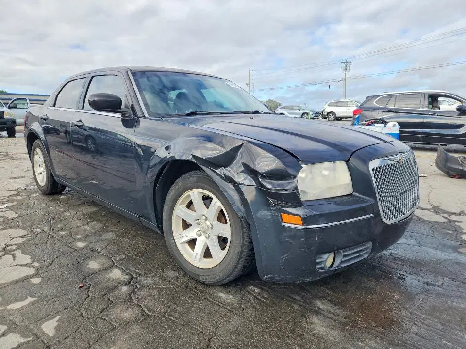 2C3KA53G87H892360 — 2007 Chrysler 300, передняя часть, фото до ремонта