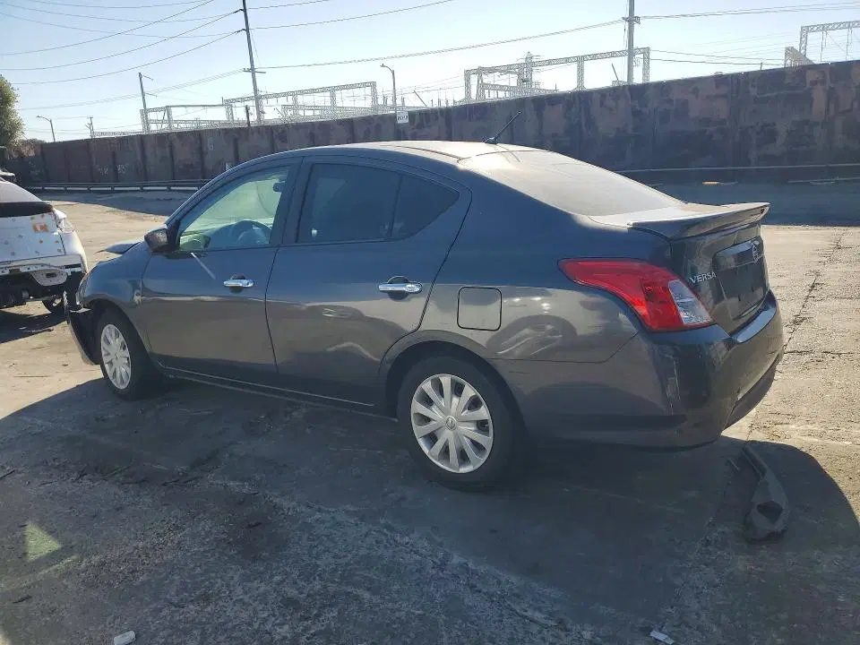 2015 Nissan Versa VIN 3N1CN7AP0FL937710 фото 2