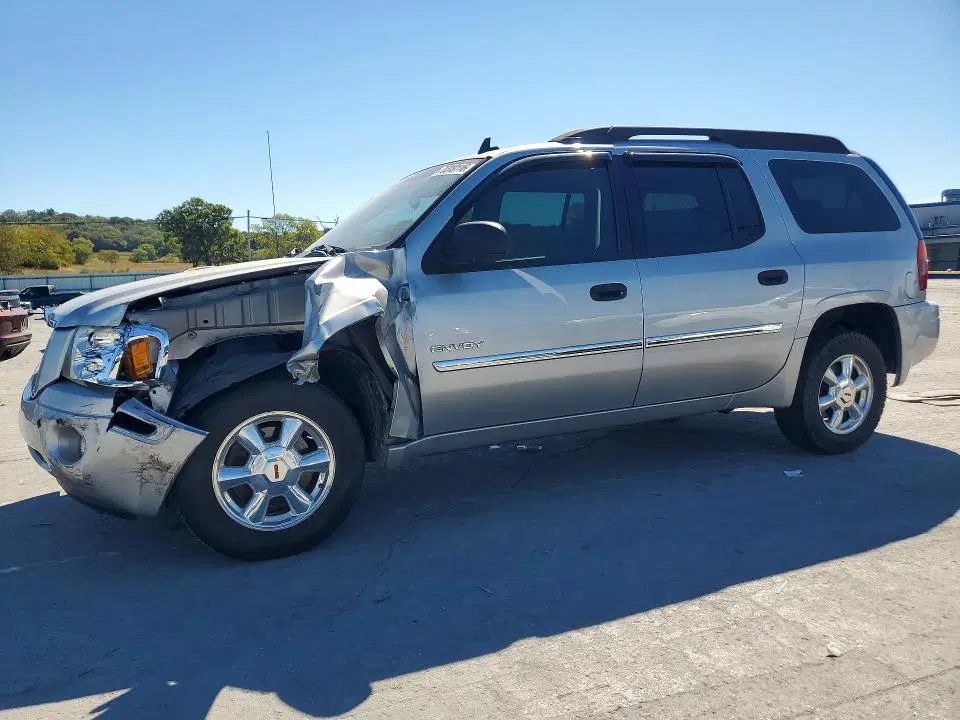 1GKES16S266172751 — 2006 GMC Envoy, Передняя часть, фото до ремонта