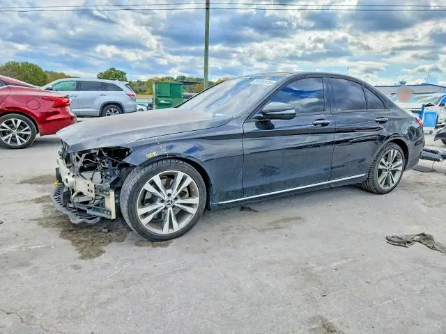 WDDWF4JB2HR304847 — 2017 Mercedes-Benz C, передняя часть, фото до ремонта