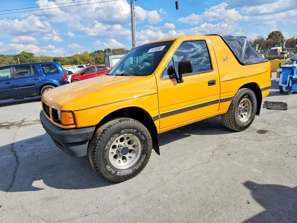 JAABL01E6K5804956 — 1989 Isuzu Amigo, механические повреждения, фото до ремонта