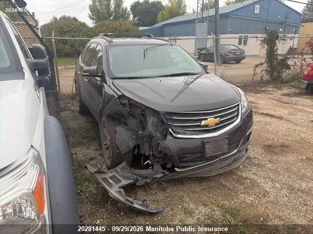 1GNKVHKDXHJ326779 — 2017 Chevrolet Traverse LT, Передняя часть, фото до ремонта