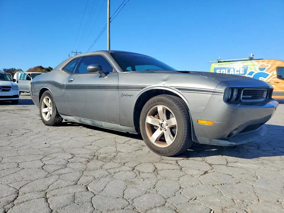 2011 DODGE CHALLENGER VIN 2B3CJ4DG3BH576349 фото 4