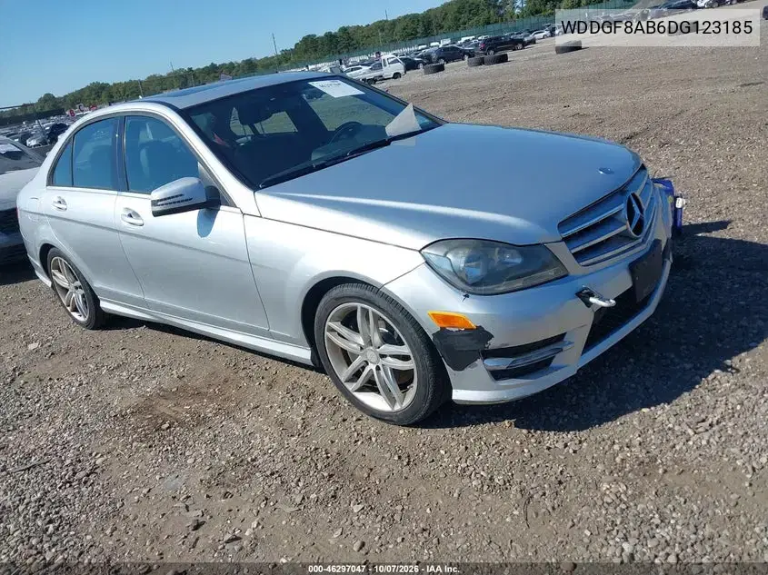 WDDGF8AB6DG123185 — 2013 Mercedes C-klasse, передняя часть, фото до ремонта