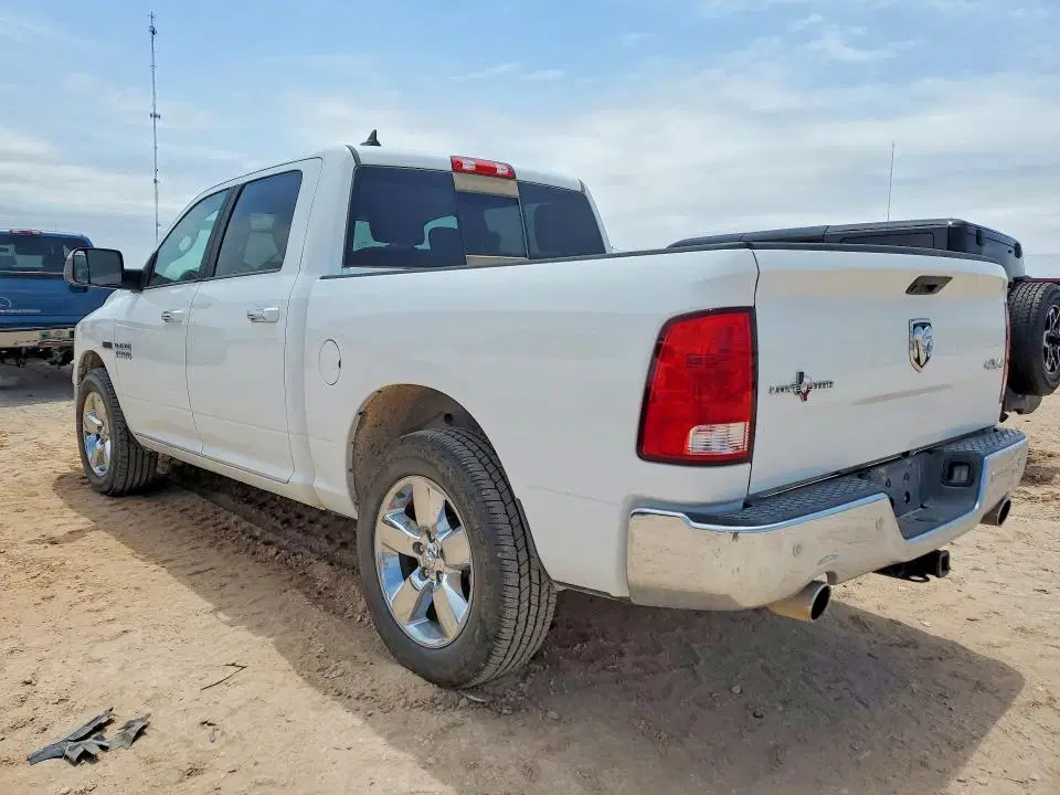 2018 RAM 1500 VIN 1C6RR7LM4JS355447 фото 2