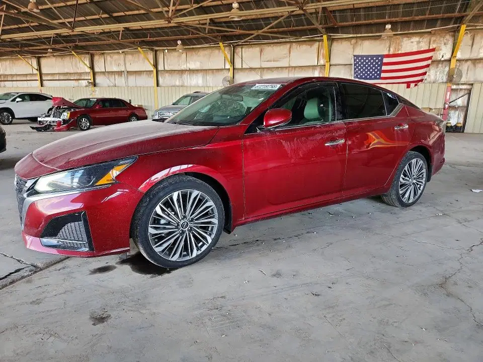 1N4BL4EW0PN403337 — 2023 Nissan Altima, боковая часть, фото до ремонта
