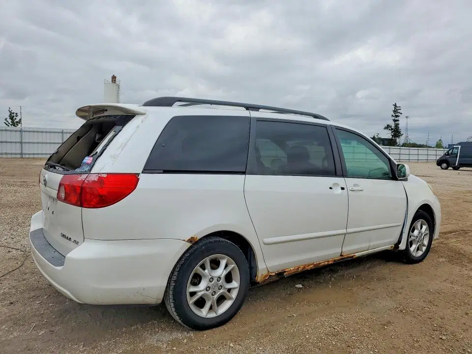2006 TOYOTA SIENNA VIN 5TDZA22C66S414476 фото 3