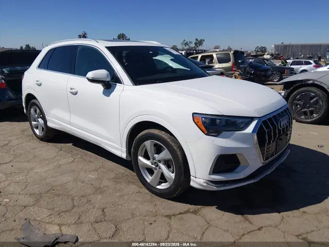 WA1AUCF32M1095845 — 2021 Audi Q3 Premium 40 Tfsi Quattro Tiptronic, Передняя часть, фото до ремонта