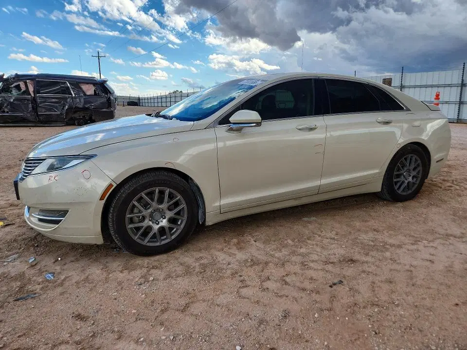 3LN6L2G93GR629971 — 2016 Lincoln MKZ, град, фото до ремонта