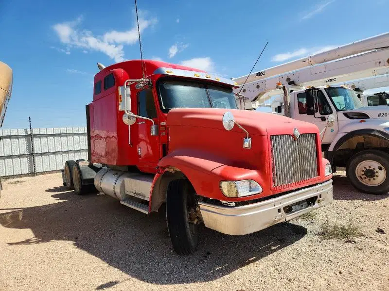 2HSCNSBR27C430368 — 2007 International 9400, боковая часть, фото до ремонта