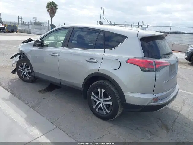 2018 Toyota Rav4 Xle VIN JTMWFREV7JJ164679 фото 3