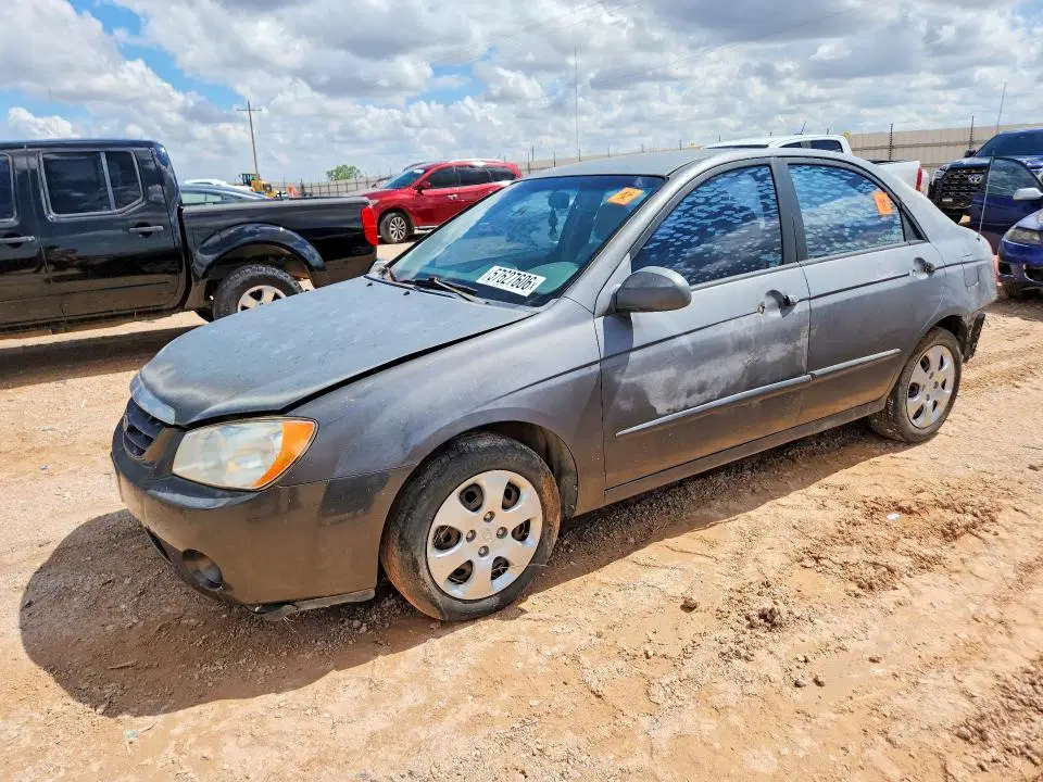 KNAFE121165311520 — 2006 Kia Spectra, Задняя часть, фото до ремонта