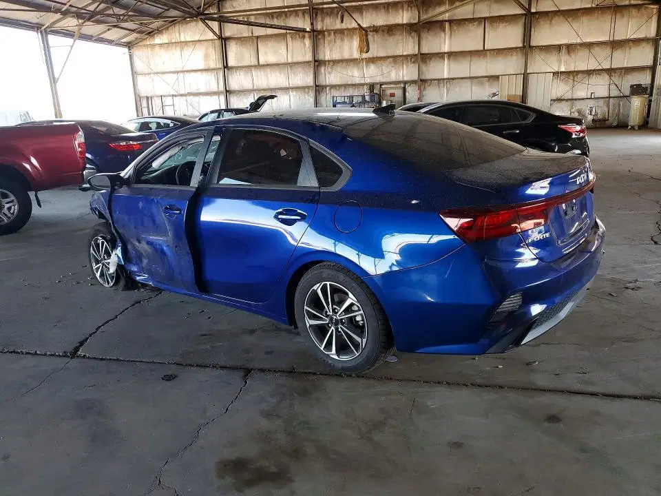 2023 KIA Forte VIN 3KPF24AD8PE675576 фото 2