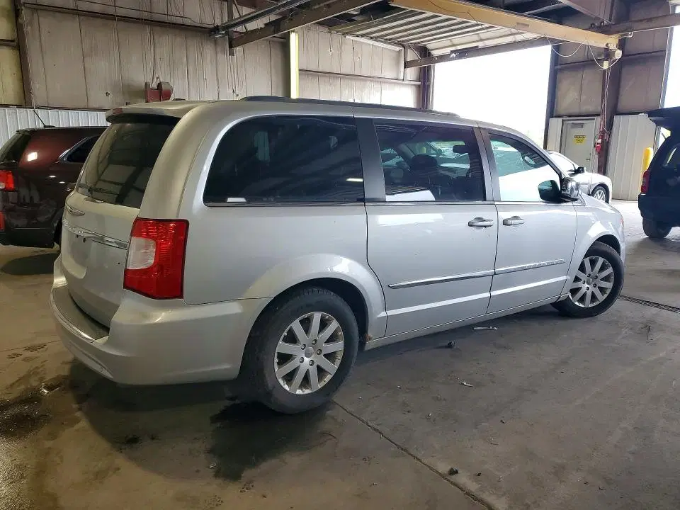 2012 CHRYSLER TOWN & COUNTRY VIN 2C4RC1CG9CR125568 фото 3