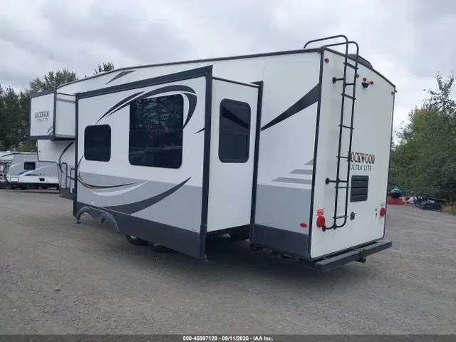 2019 Rockwood By Forest R Ultra Lite Series M- VIN 4X4FRLE29K1888198 фото 3