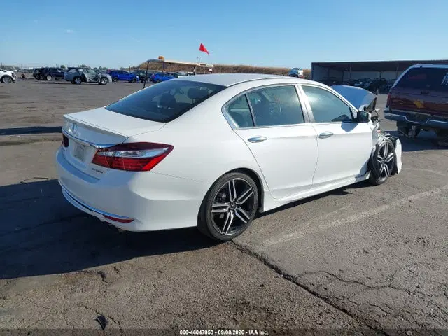 2017 Honda Accord Sport VIN 1HGCR2F56HA116361 фото 4