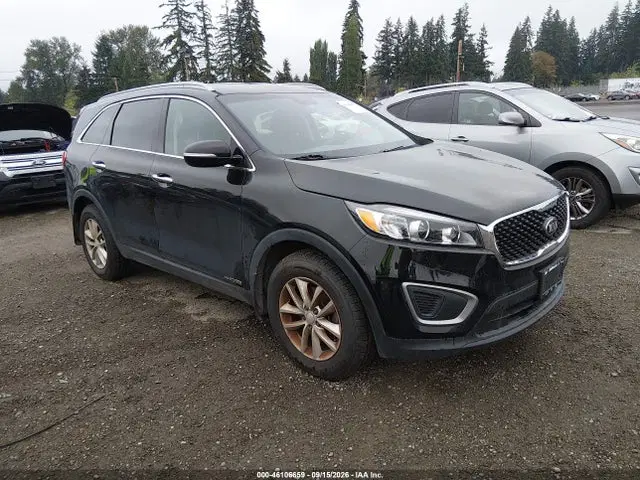 5XYPGDA57GG142068 — 2016 Kia Sorento 3.3L LX, Естественный износ, фото до ремонта