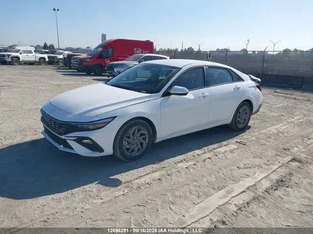 2026 Hyundai Elantra Sel Sport VIN KMHLM4DGXTU224854 фото 2