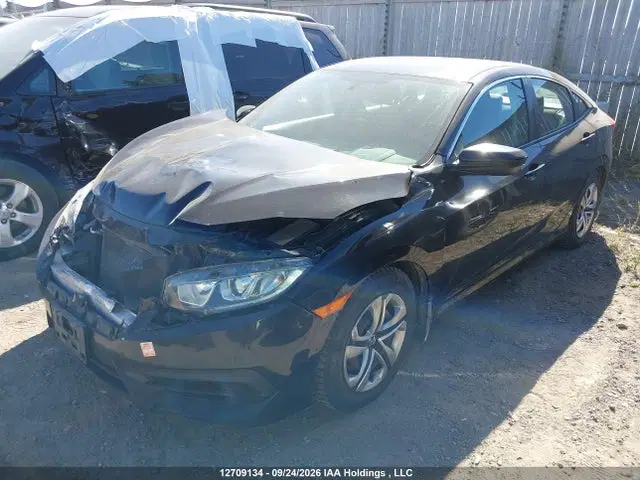 2018 Honda Civic Lx VIN 2HGFC2F52JH011323 фото 2