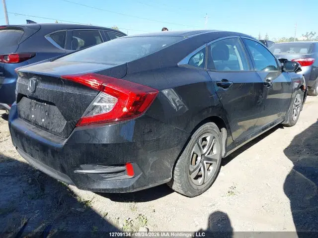 2018 Honda Civic Lx VIN 2HGFC2F52JH011323 фото 4