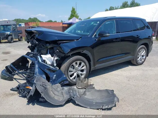 2026 Toyota Grand Highlander VIN 5TDACAB58TS070048 фото 2