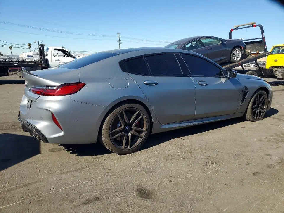2025 BMW M8 VIN WBSGV0C05SCU76976 фото 3