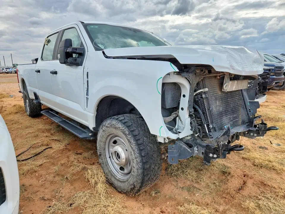 2025 FORD F250 VIN 1FT7W2BA8SED36256 фото 4