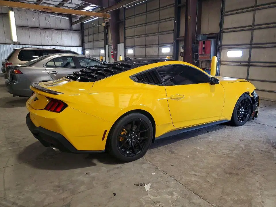 2024 FORD MUSTANG VIN 1FA6P8TH0R5139654 фото 3