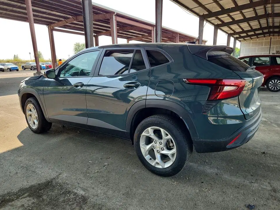 2025 Chevrolet Trax VIN KL77LFEP2SC274538 фото 2