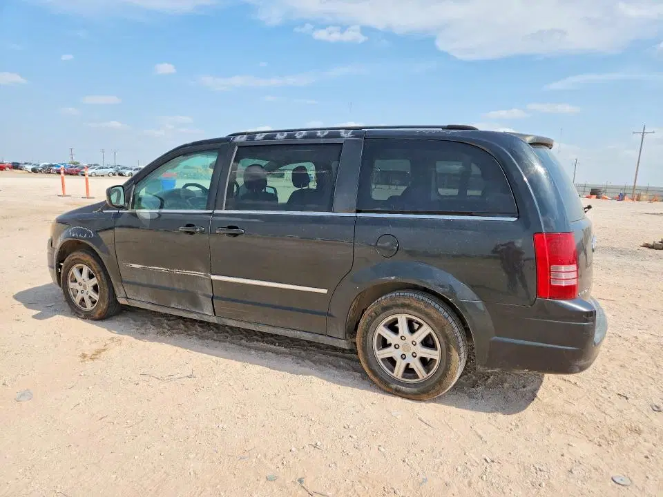 2010 CHRYSLER TOWN & COUNTRY VIN 2A4RR5D19AR348071 фото 2