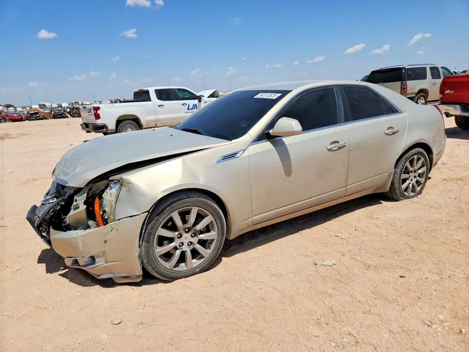 1G6DF577690151215 — 2009 Cadillac CTS, передняя часть, фото до ремонта