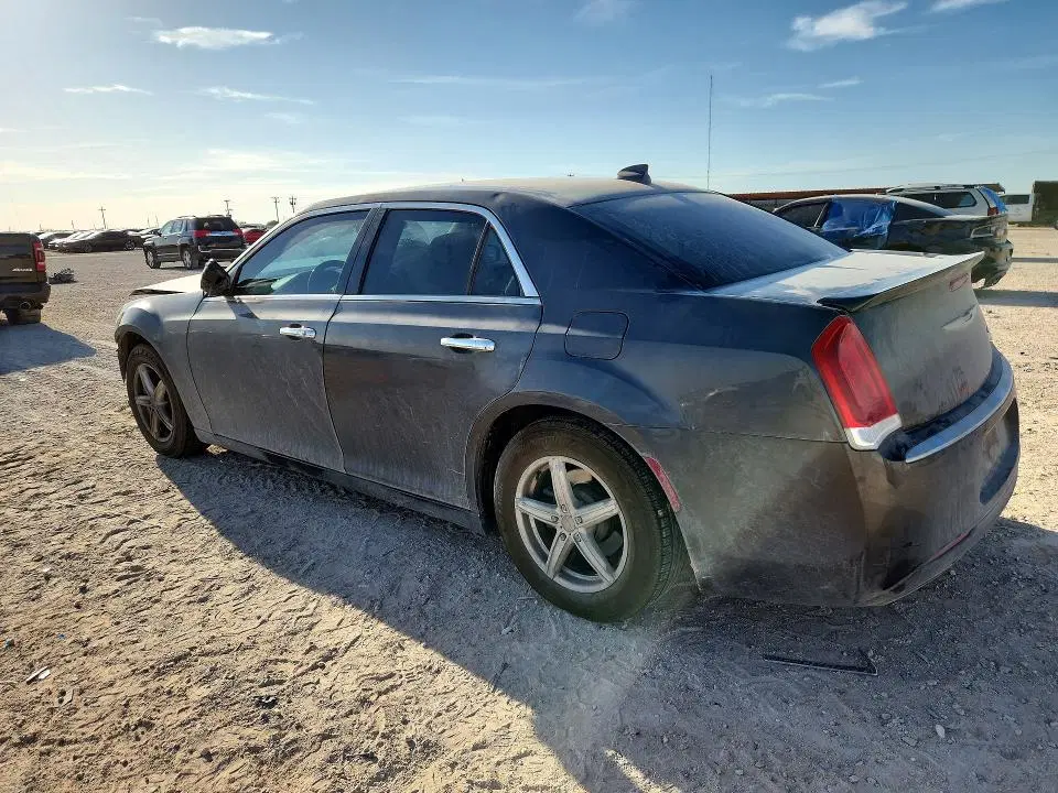 2018 CHRYSLER 300 VIN 2C3CCAEG6JH123030 фото 2