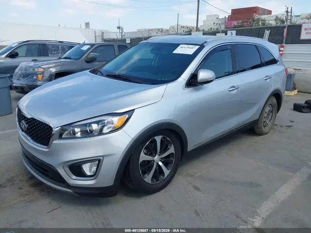 2017 KIA Sorento 3.3l Ex VIN 5XYPHDA5XHG233222 фото 2