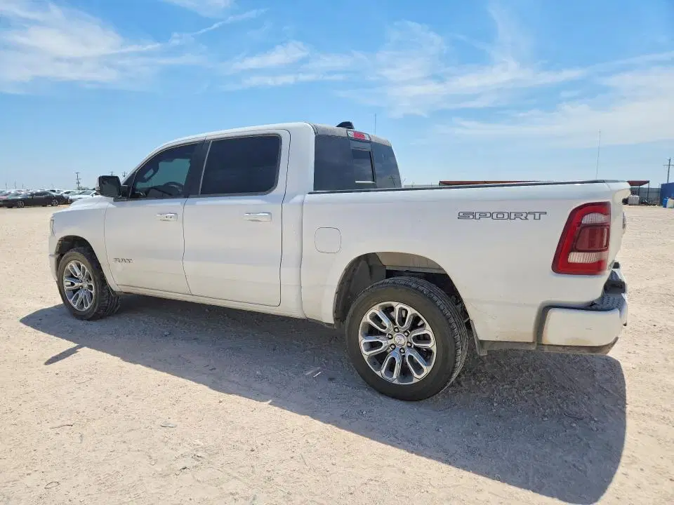 2023 RAM 1500 VIN 1C6SRFJT1PN542447 фото 2