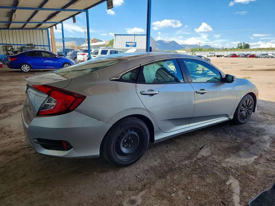 2016 Honda Civic VIN 19XFC2F55GE008158 фото 3