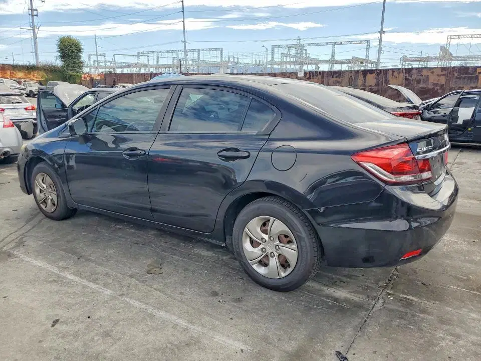 2015 Honda Civic VIN 2HGFB2F52FH547330 фото 2