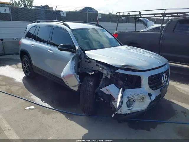 W1N4M4GB0TW458054 — 2026 Mercedes-Benz GLB 250, Передняя часть, фото до ремонта