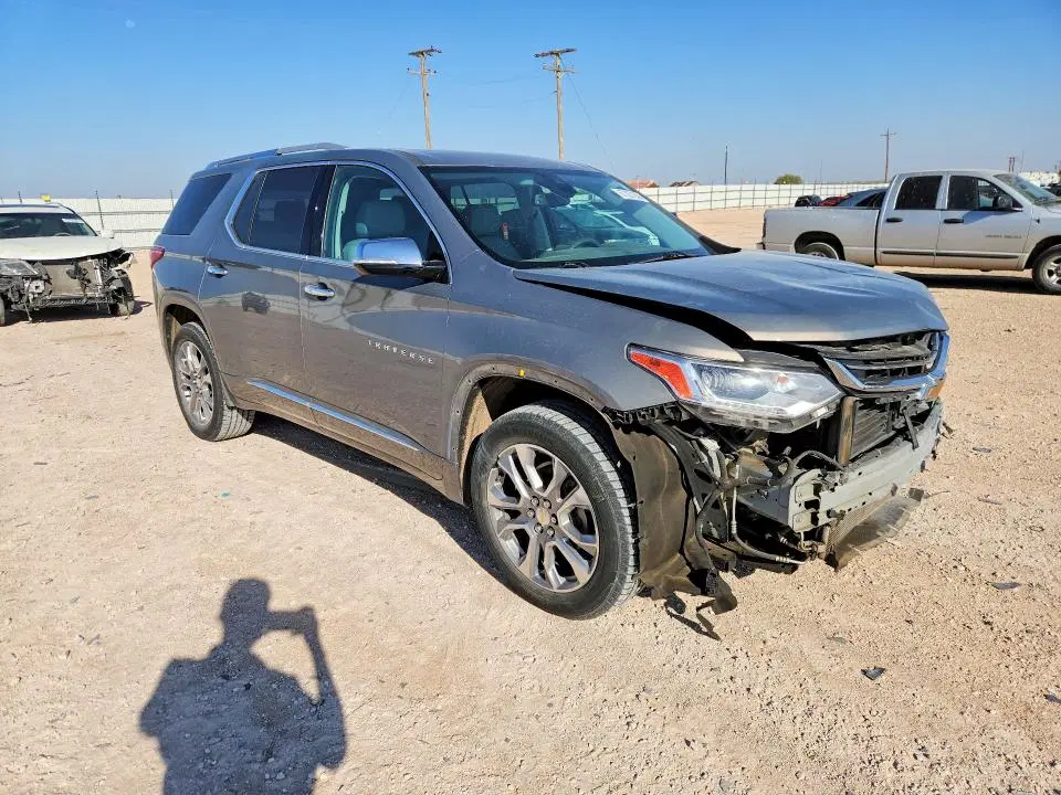 2018 CHEVROLET TRAVERSE VIN 1GNEVJKW9JJ238592 фото 4