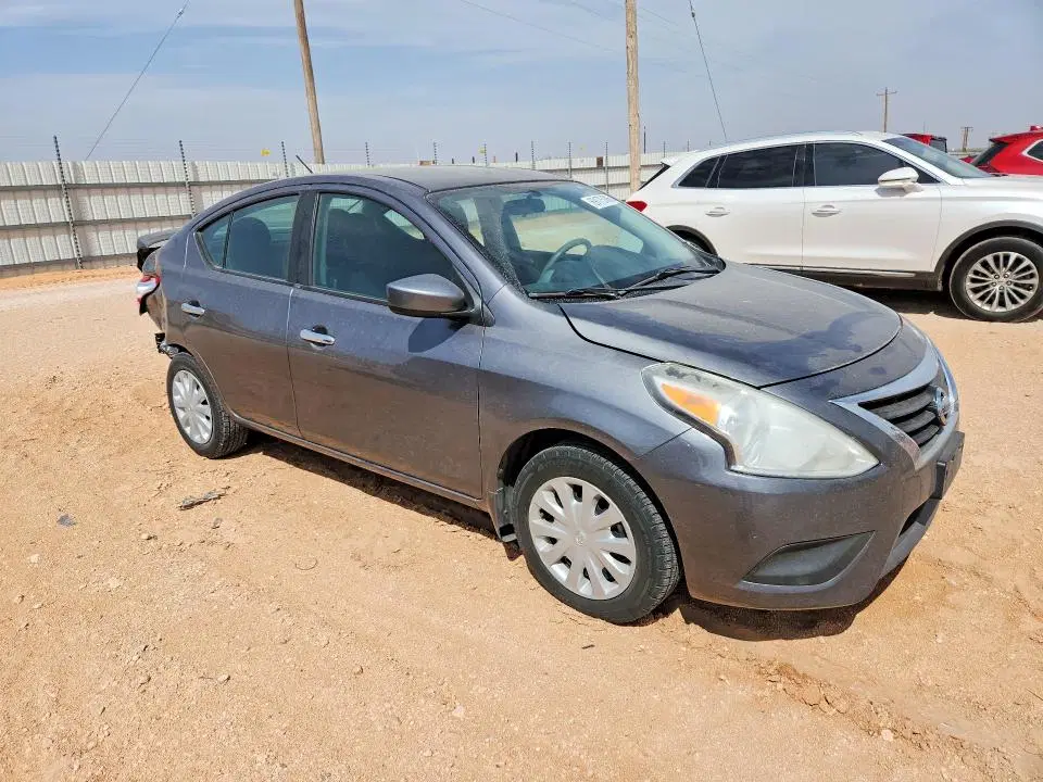 2018 NISSAN VERSA VIN 3N1CN7AP6JL818553 фото 4